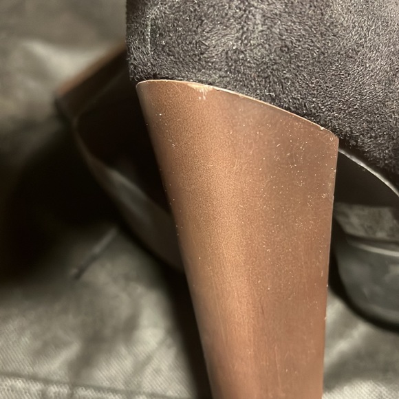 NWOT Heels - Picture 5 of 5